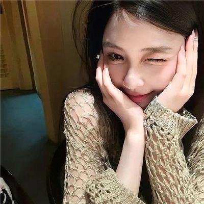 九尾藏不住